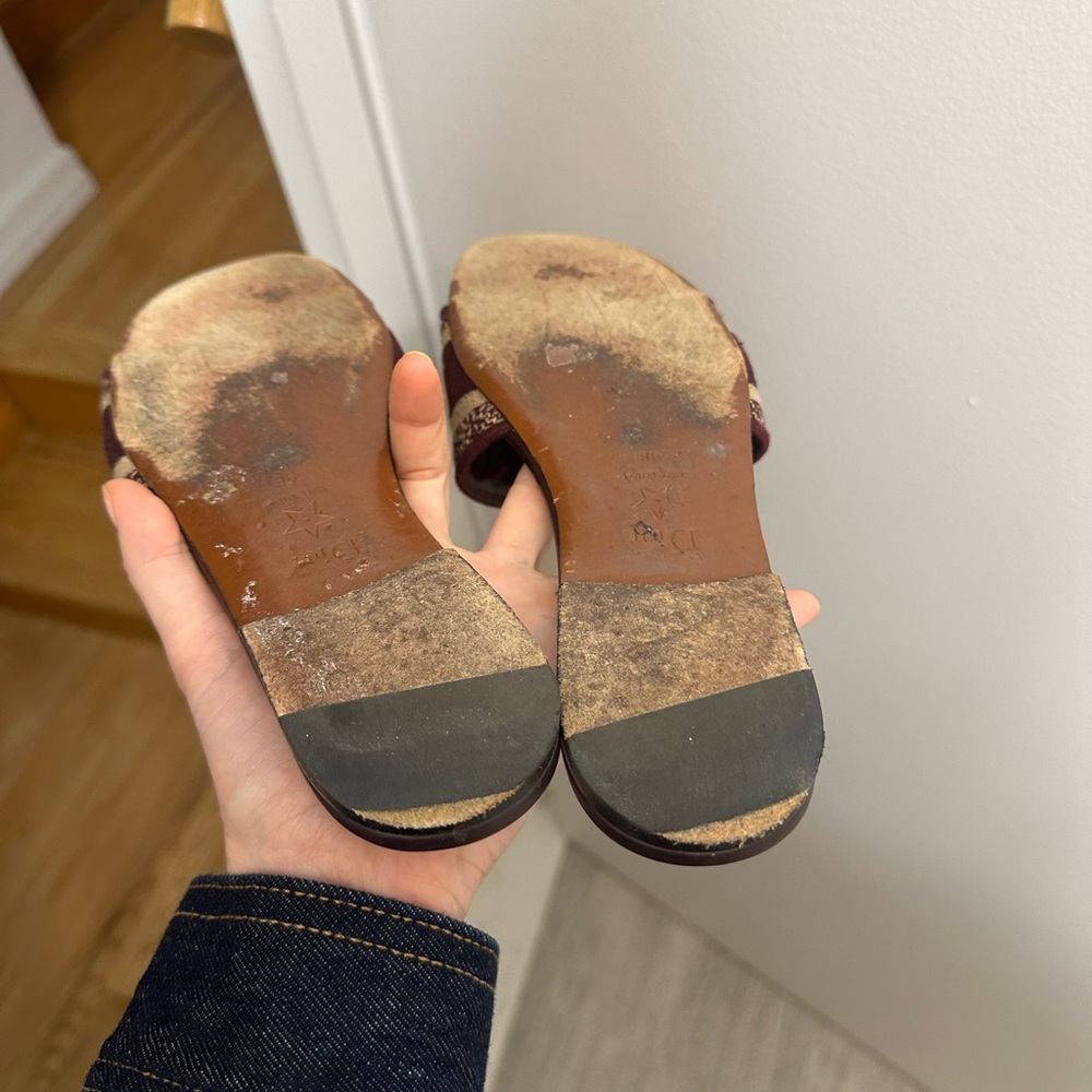 Dior DWAY Women's Maroon Slide Sandals - Picture 7 of 7